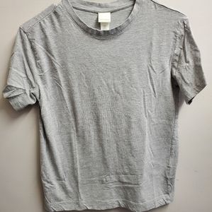 Basic grey tee